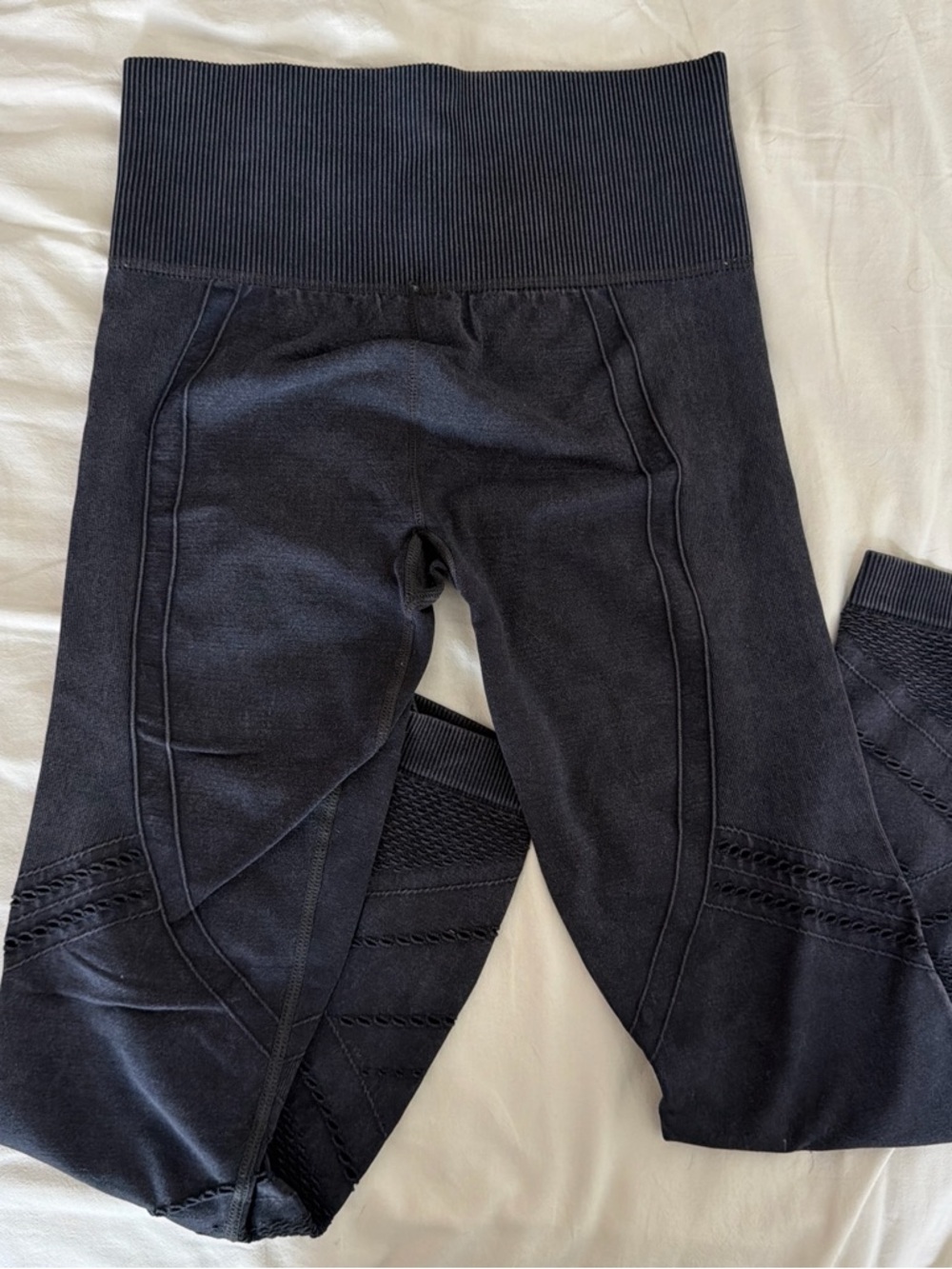 Betsey Johnson Black Ribbed-Waist Leggings